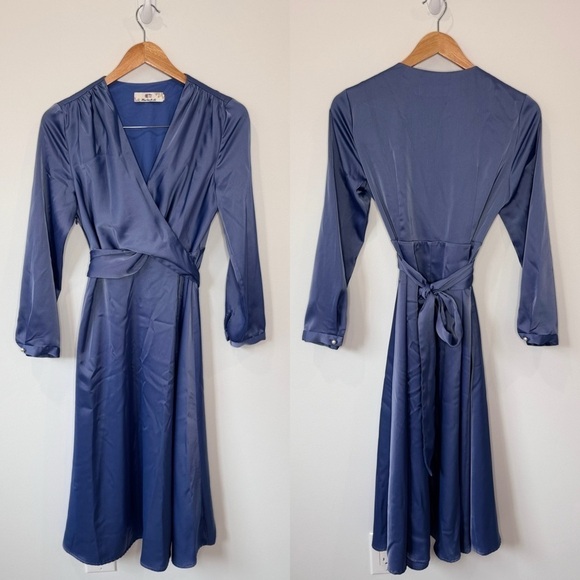 Hui Ban Fu Shi Long Sleeve V-Neck Blue Formal Dress - Picture 1 of 9